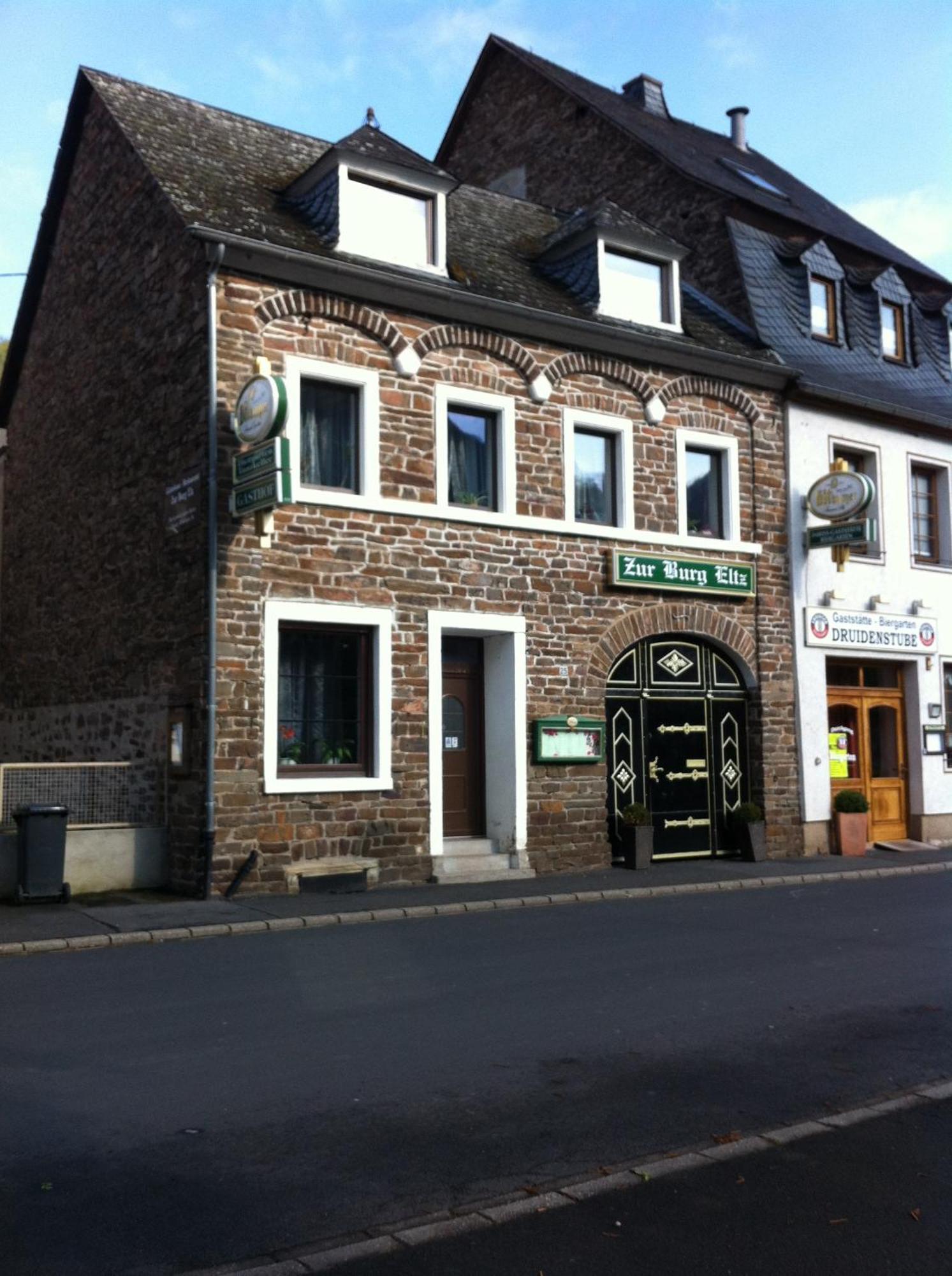 Zur Burg Eltz Otel Moselkern Dış mekan fotoğraf
